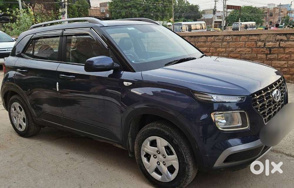 Hyundai Venue S Mt 1.2 Kappa, 2022, Petrol