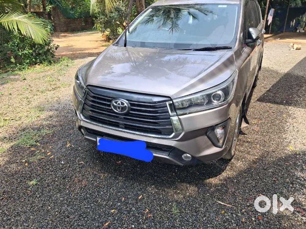Toyota Innova Crysta 2017