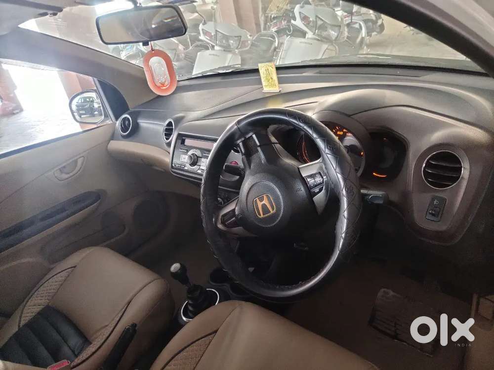 Honda Amaze 2013 Model Well Maintained