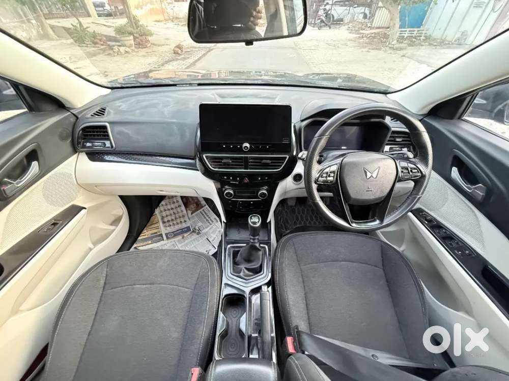 Mahindra Xuv 3xo Ax5 Ds Mt, 2024, Diesel
