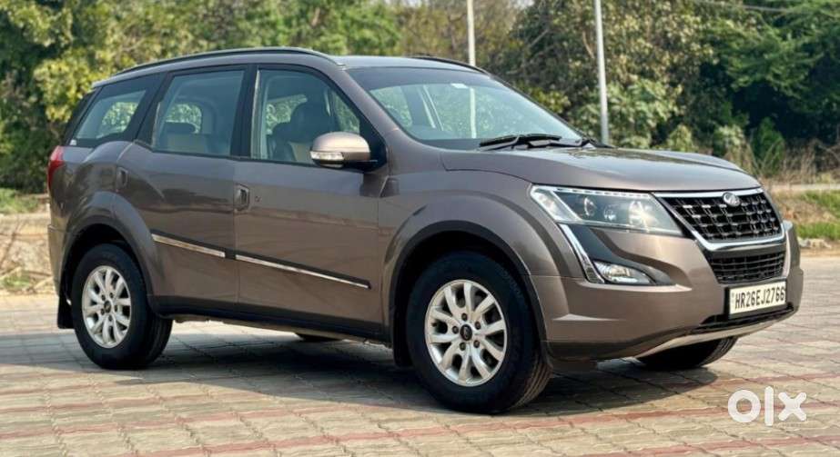 Mahindra Xuv500 W9, 2020