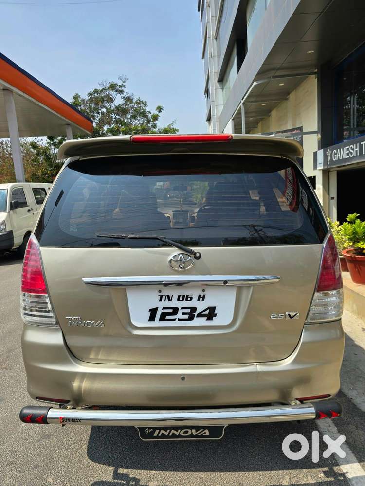 Toyota Innova 2.5 V 7 Str, 2010, Diesel