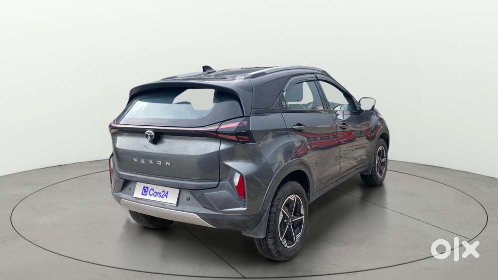 Tata Nexon Fearless S Purple 1.5 Revotorq Diesel 6mt Dual Tone, 2024..