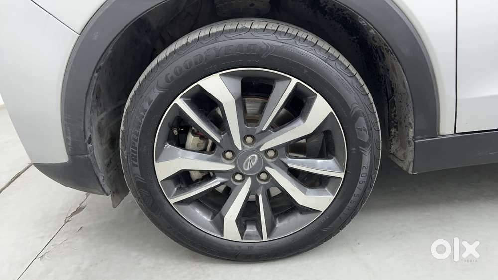 Mahindra Xuv300 W8 Option, 2021, Petrol