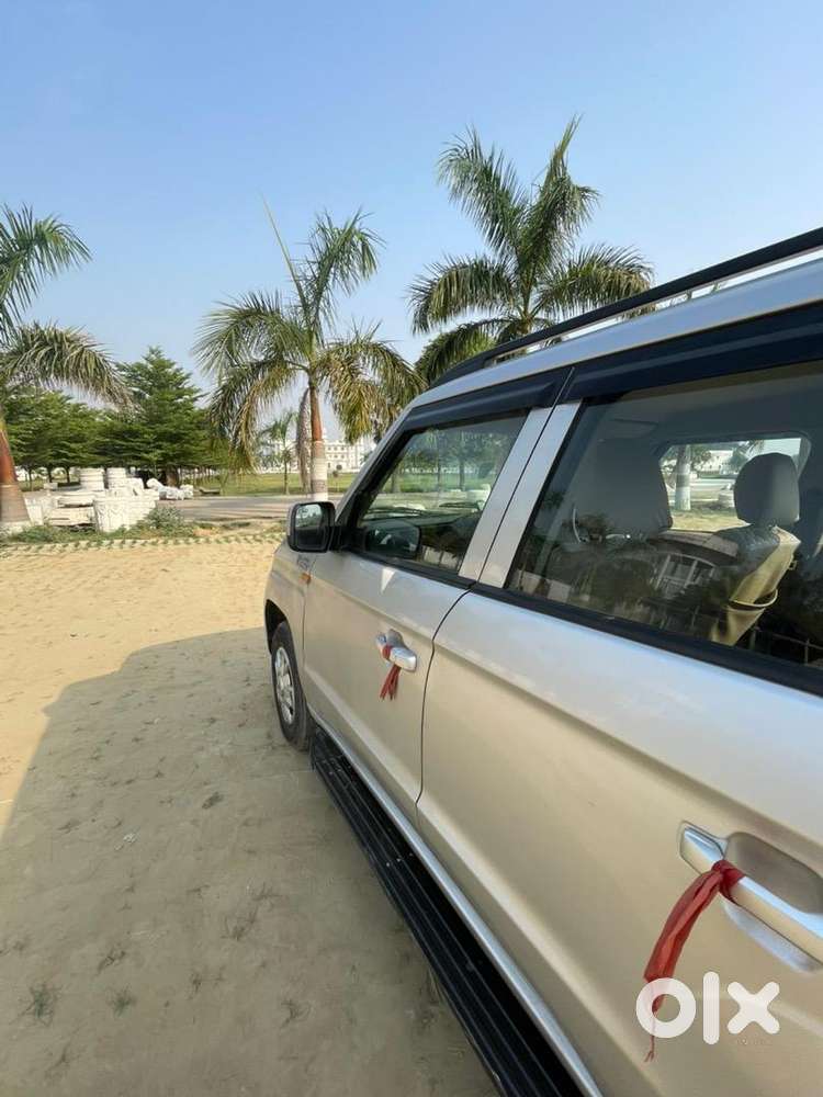 Mahindra Tuv 300 2017 Diesel Well Maintained