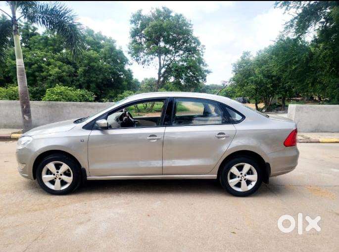 Skoda Rapid 1.5 Tdi At Elegance, 2015, Diesel