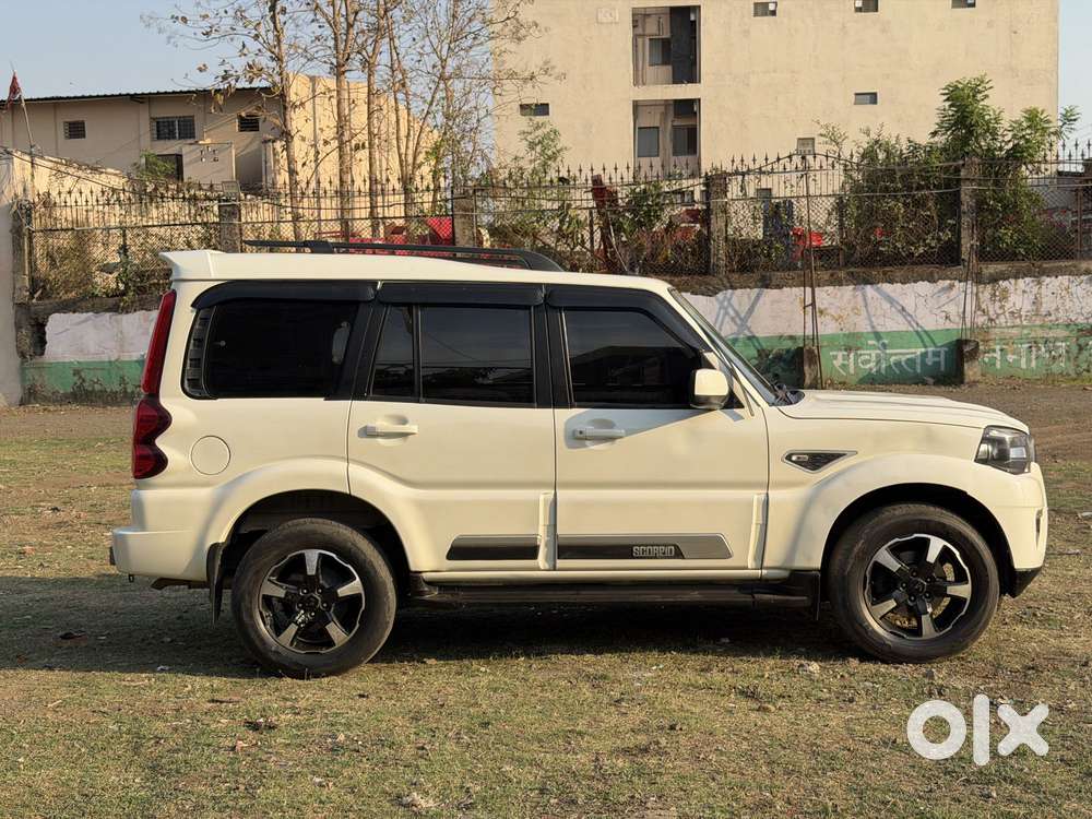 Mahindra Scorpio Classic 2.2 S 11 Mt 7 Str, 2023, Diesel
