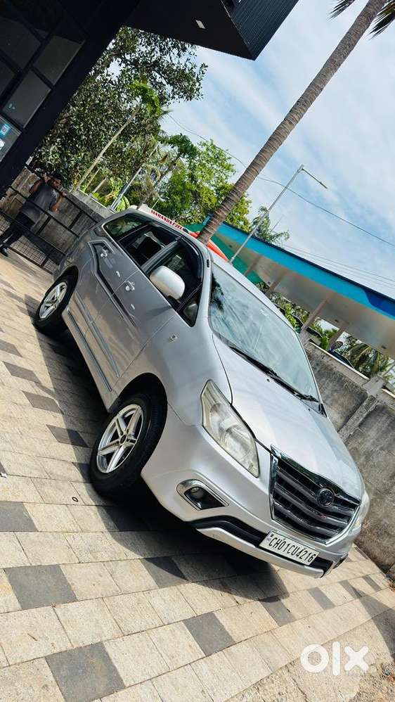 Toyota Innova 2014 Diesel Well Maintained