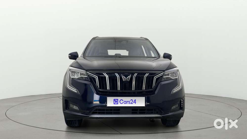 Mahindra Xuv700 2.0 Ax 7 Petrol Mt Str, 2023, Petrol