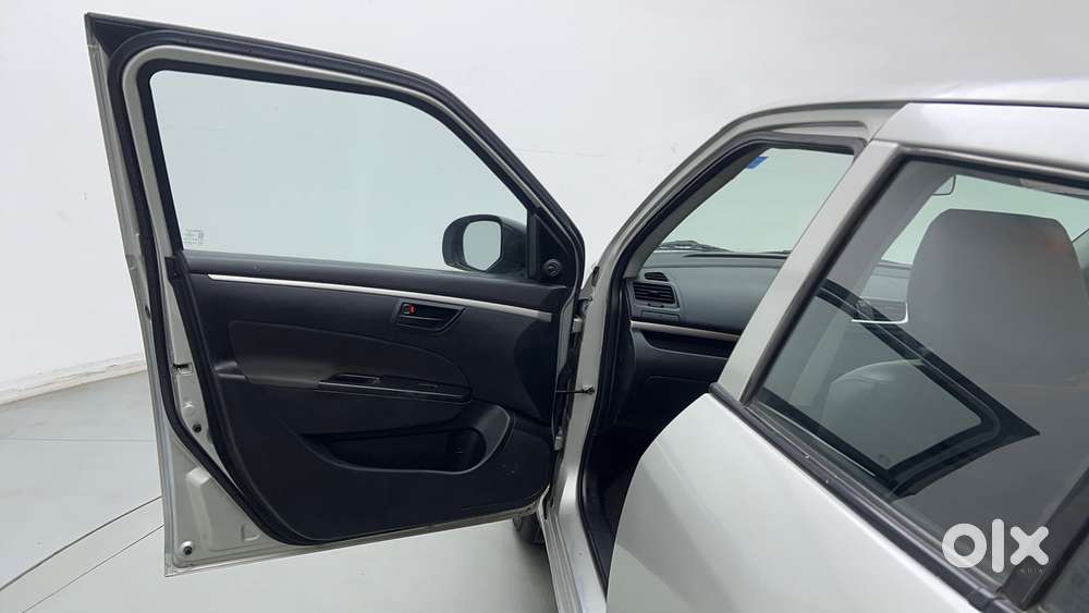 Maruti Suzuki Swift 1.2 Lxi (o), 2015, Petrol