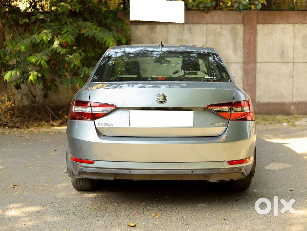 Skoda Superb Lk 1.8 Tsi At, 2017, Petrol