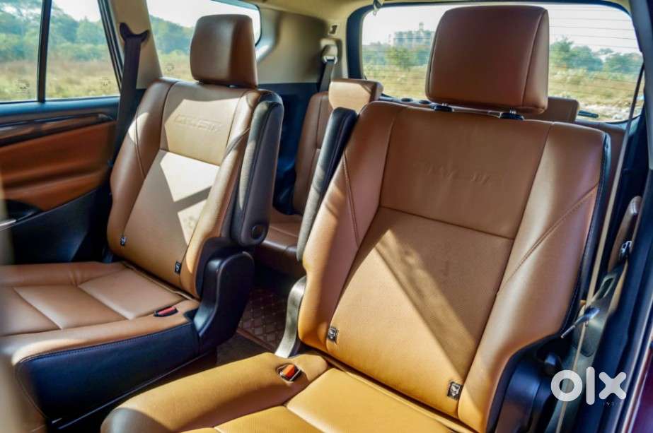 Toyota Innova Crysta