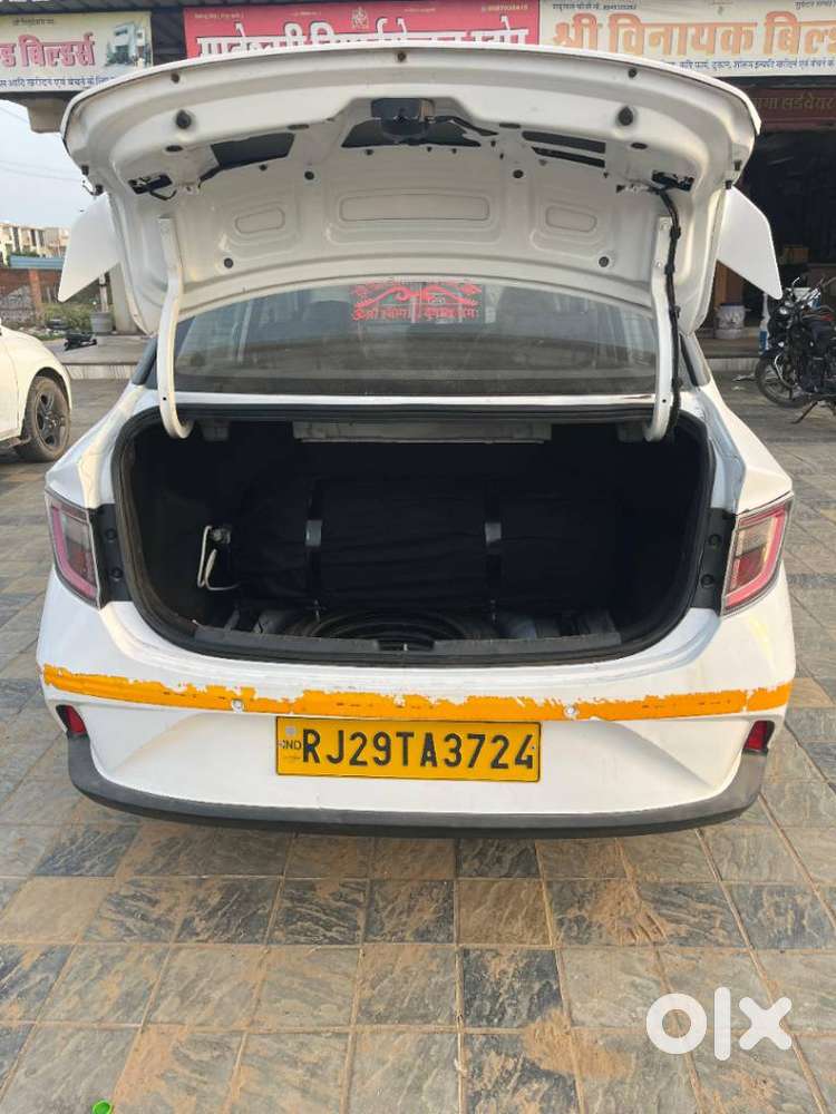 Hyundai Aura S Crdi Manual, 2025