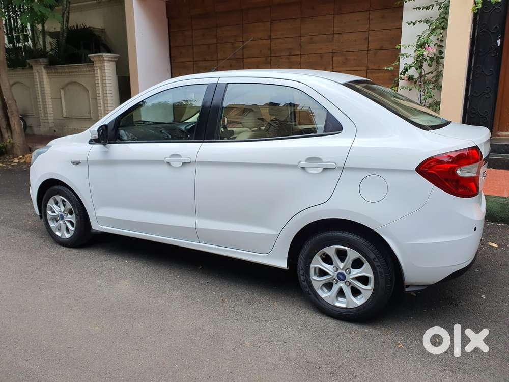 Ford Figo Aspire Titanium Plus At Petrol, 2015, Petrol