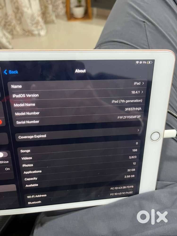 7th Gen Ipad Rose Gold 32 GB (Apple) - Tablets in Dhanori Indira