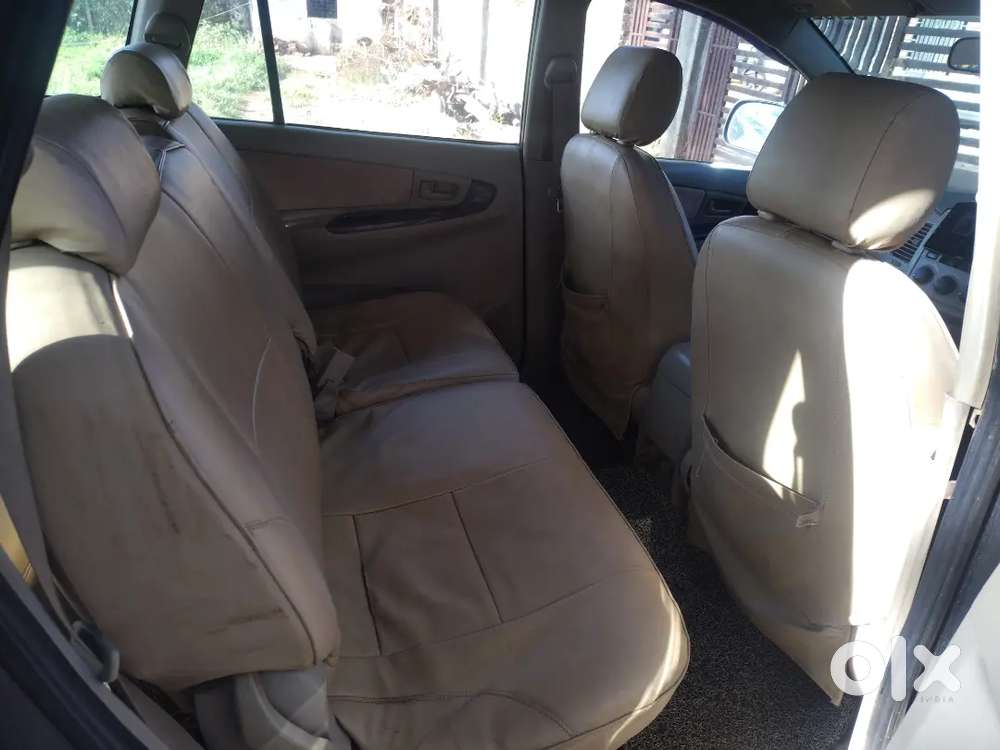 Toyota Innova 2013 Diesel 268000 Km Driven