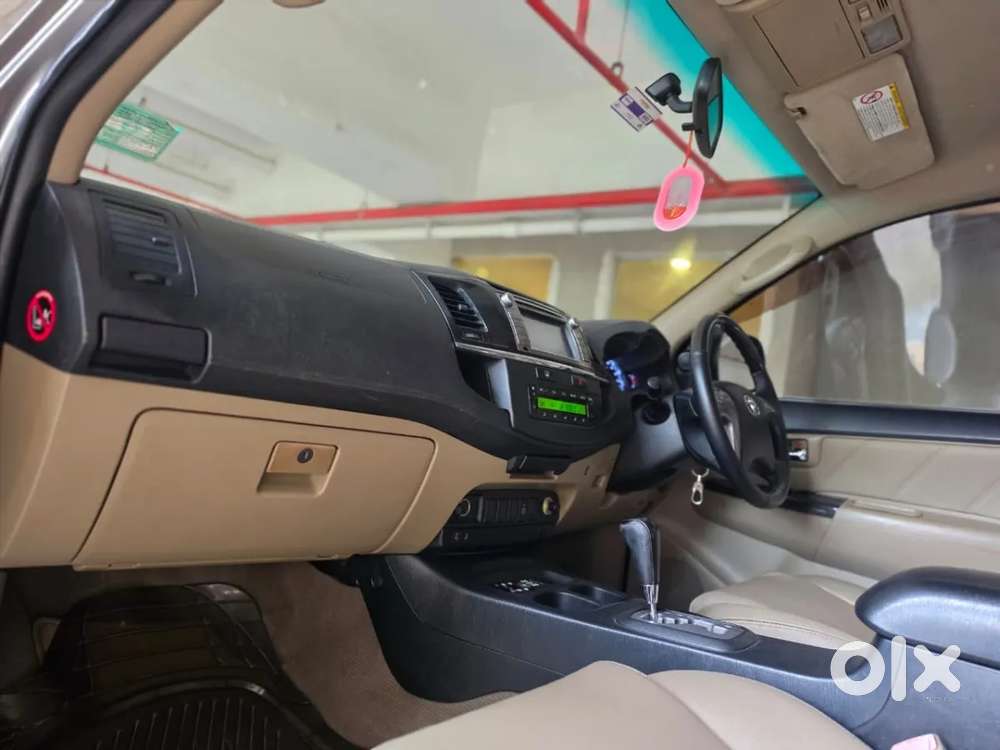 Toyota Fortuner 4x2 At, 2015, Diesel