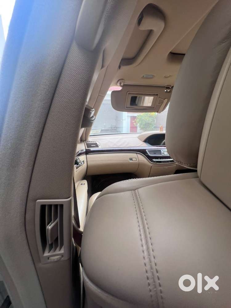 Mercedes-benz S-class 2013 Diesel With Sunroof 74353 Km Driven