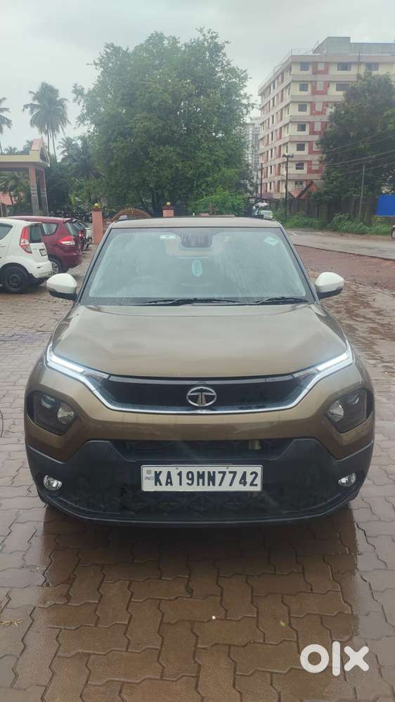 Tata Punch Creative, 2023, Petrol