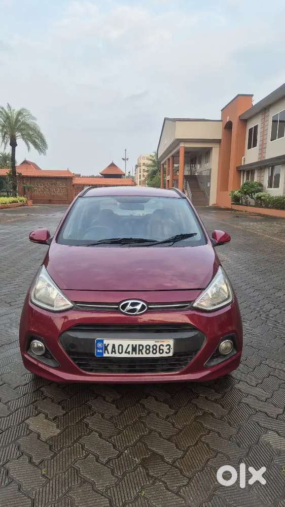 Hyundai I10 Sportz Petrol Manual 2016