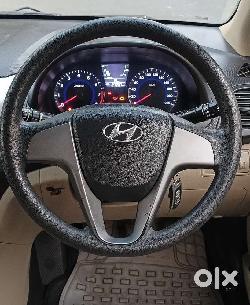 Hyundai Verna Vtvt 1.6 Ex, 2016, Petrol