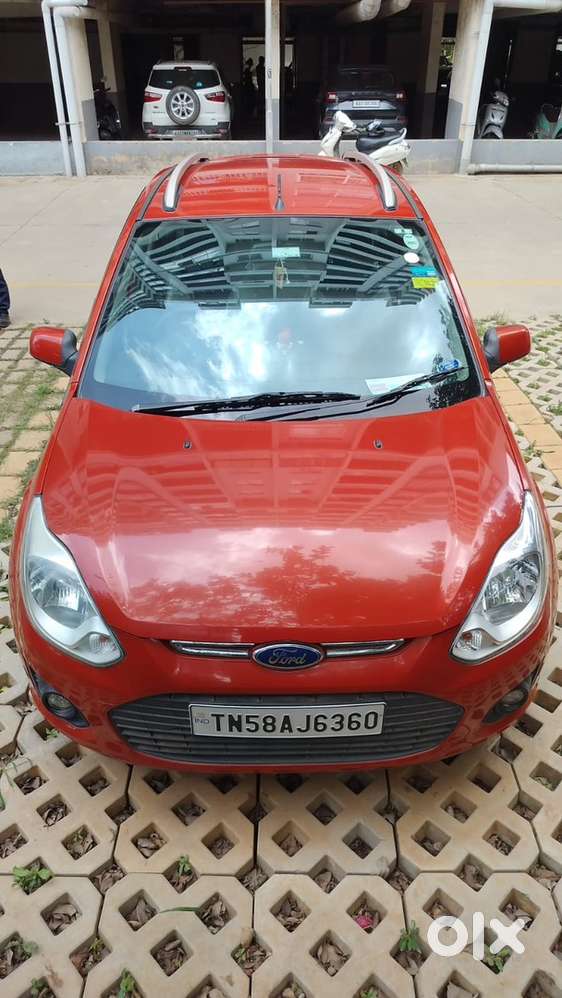 Ford Figo Titanium 1.2 L Petrol | New Tyres | Tn Registration