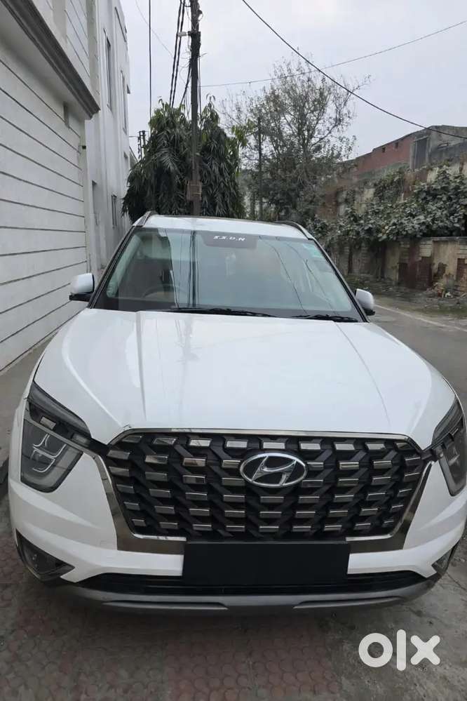 Hyundai Alcazar 2024 Diesel Well Maintained