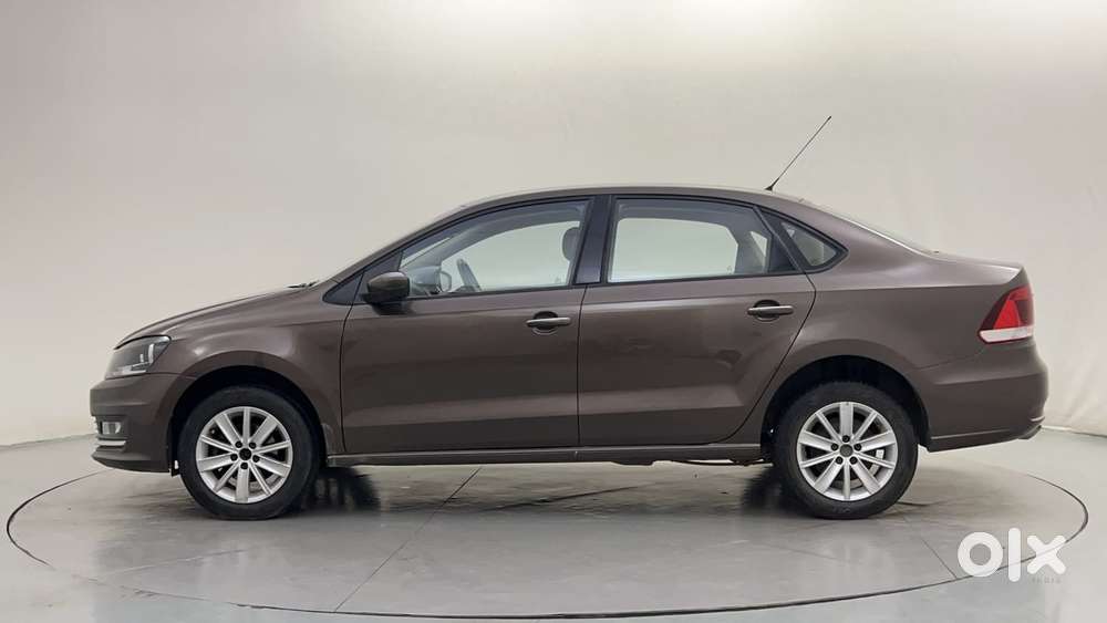 Volkswagen Vento 2010-2013 Petrol Highline, 2015, Petrol