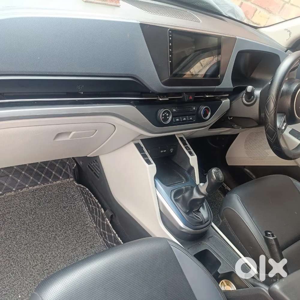 Kia Carens 2024 Petrol Manual