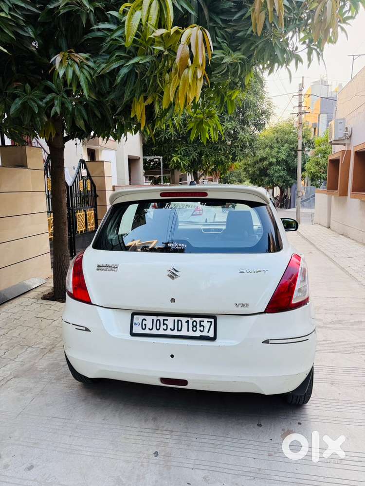 Maruti Suzuki Swift 1.2 2013