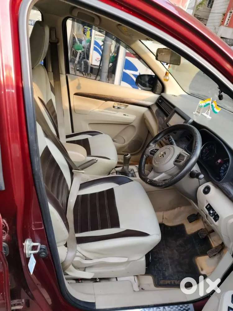 Ertiga Zxi