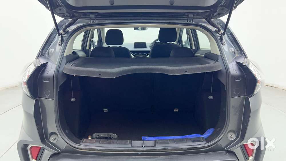 Tata Nexon 1.2 Revotron Xza Plus, 2023, Petrol