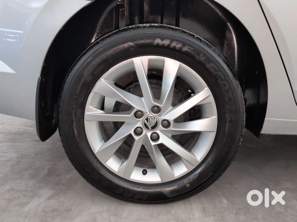 Skoda Slavia Ambition 1.0l Tsi Mt, 2023, Petrol