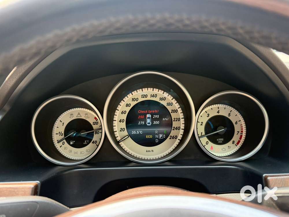 Mercedes-benz E-class 200, 2015, Petrol