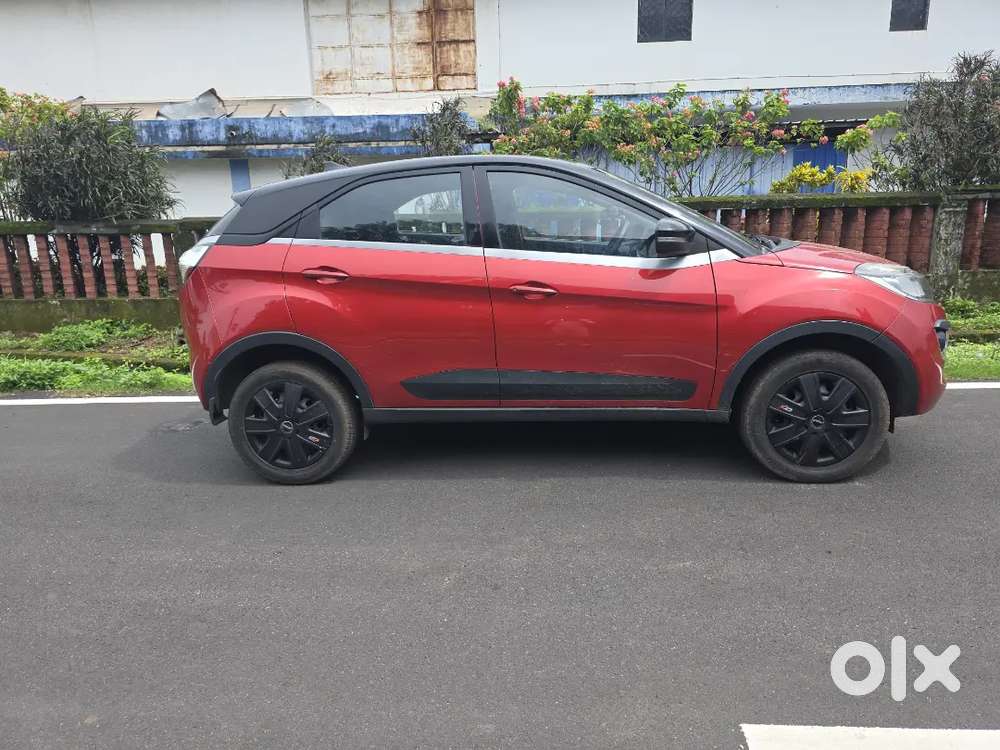 Tata Nexon Petrol Manual 2017