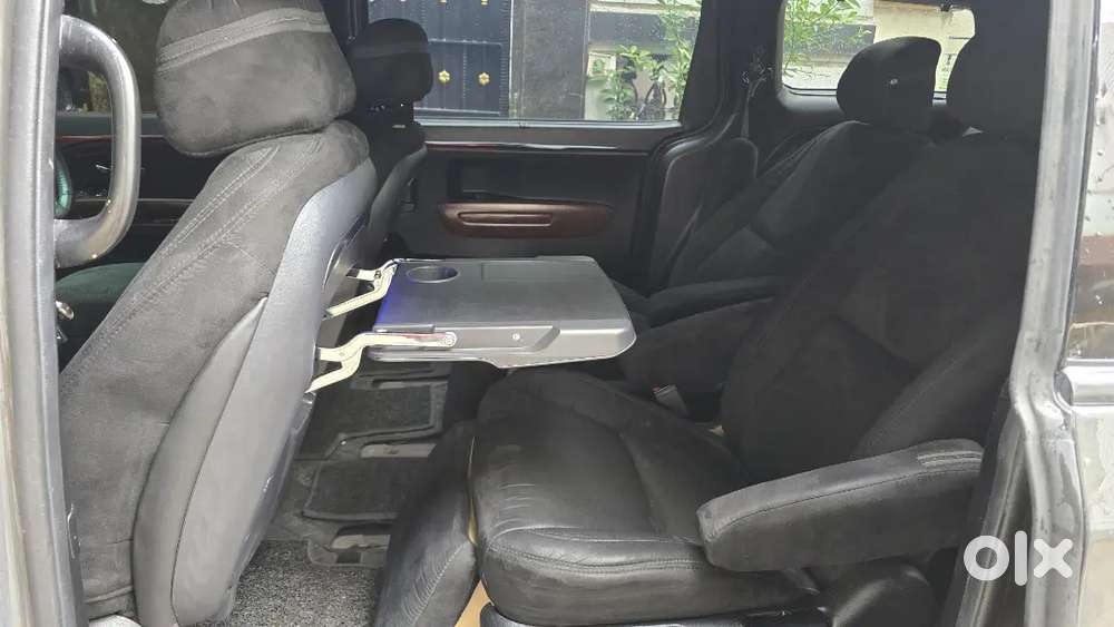Kia Carnival Limousine 2022