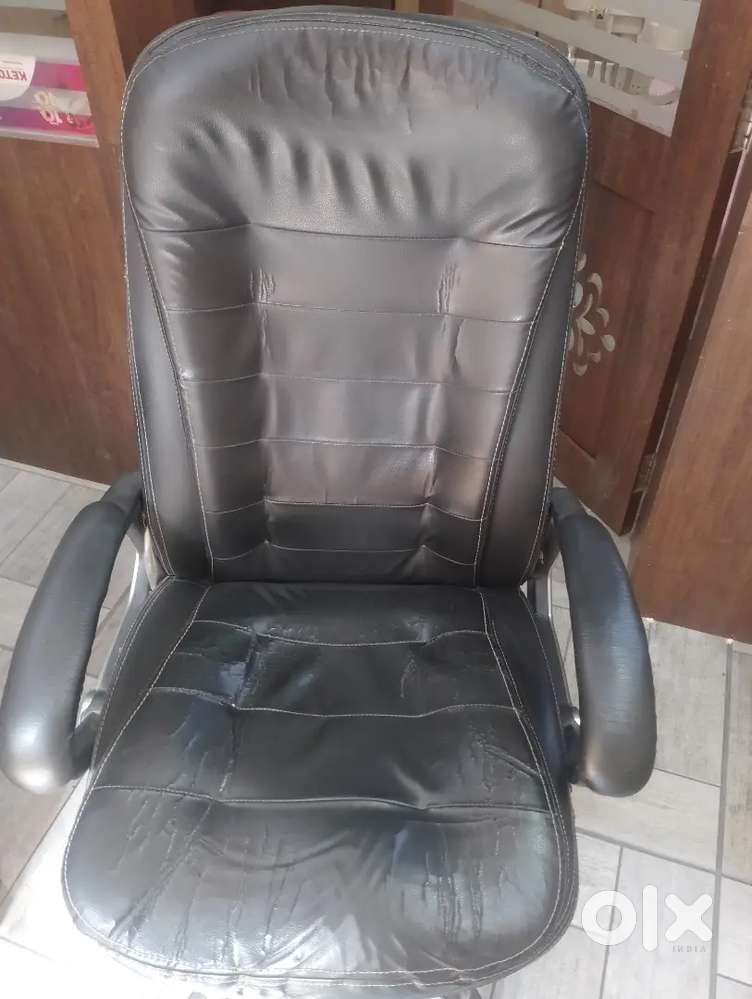 Office rolling chair