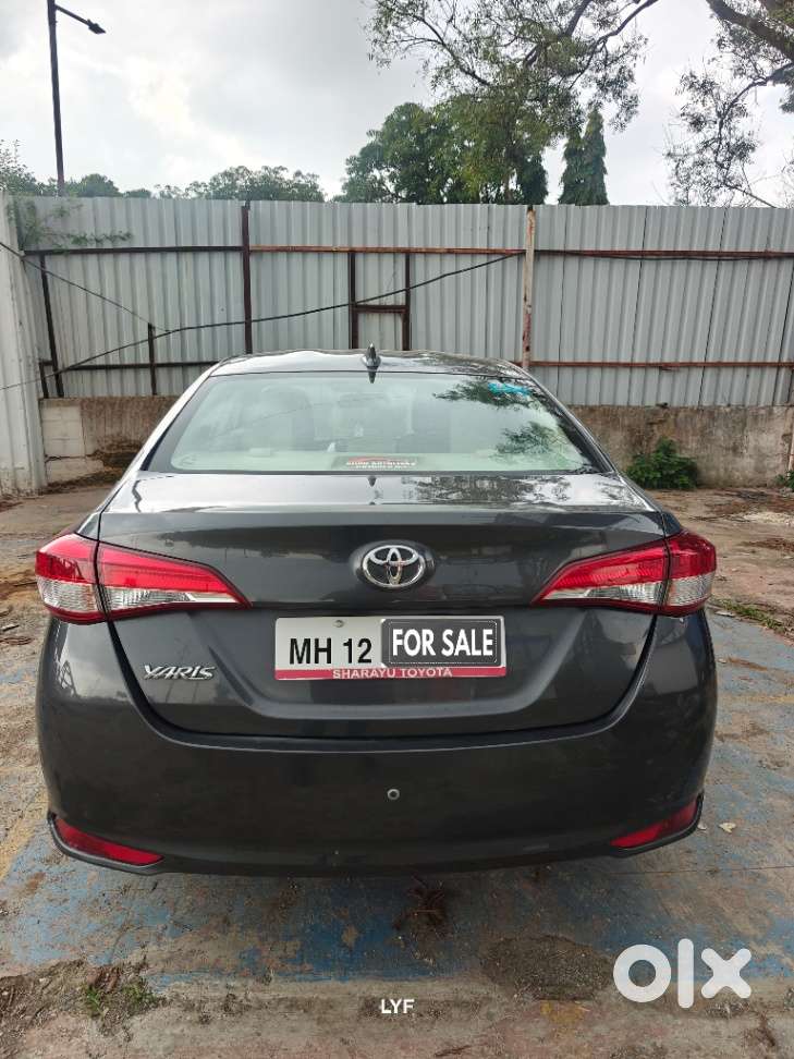 Toyota Yaris J Cvt, 2018, Petrol