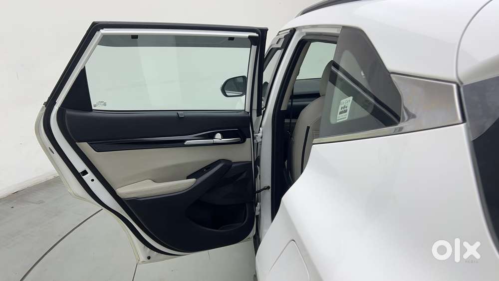 Kia Seltos 1.5 Htx At Petrol, 2022, Petrol