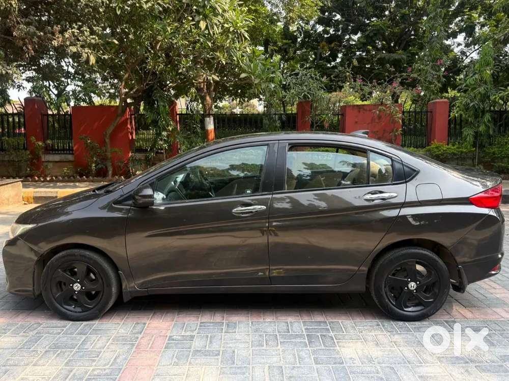 Honda City V