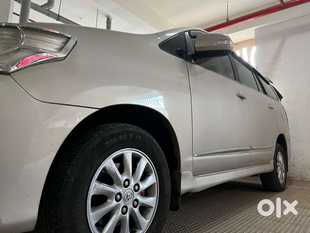 Toyota Innova Diesel 2014