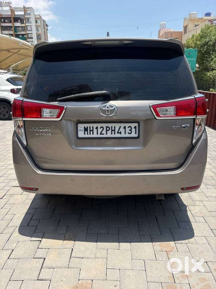 Toyota Innova Crysta 2.8z Automatic, 2017, Diesel