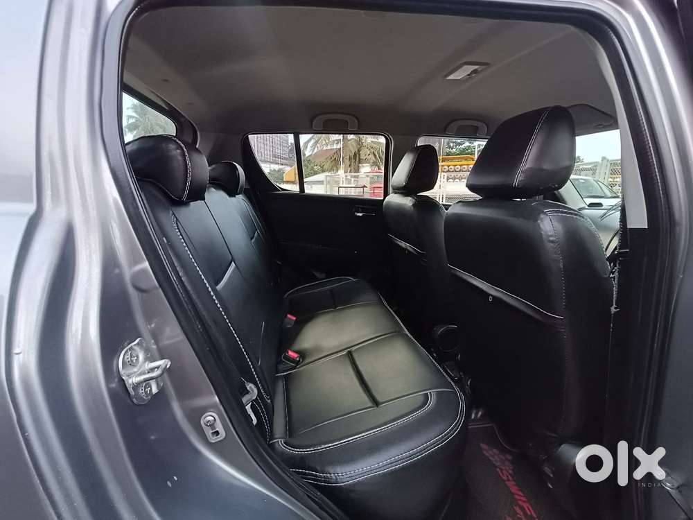 Maruti Suzuki Swift Vxi 1.2 Abs Bs-iv, 2013, Petrol
