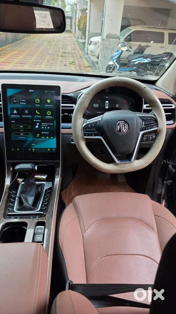 Mg Hector Plus Savvy 2024