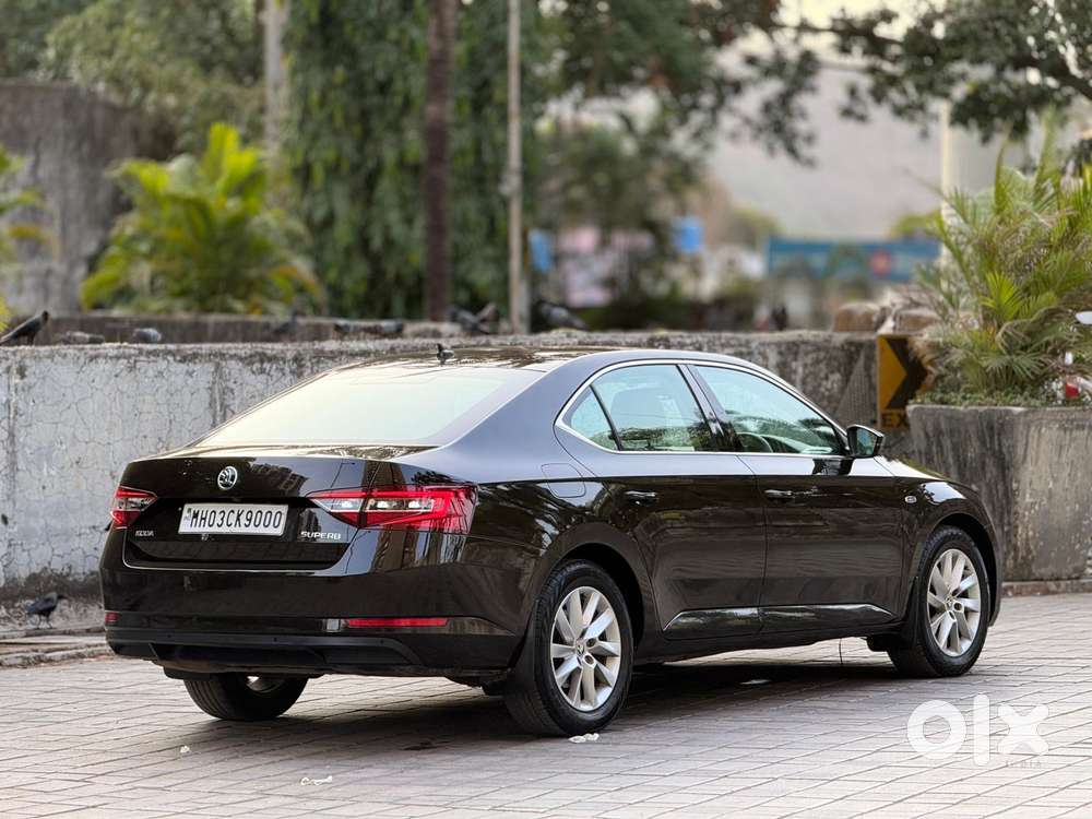 Skoda Superb Style 1.8 Tsi At, 2017, Petrol