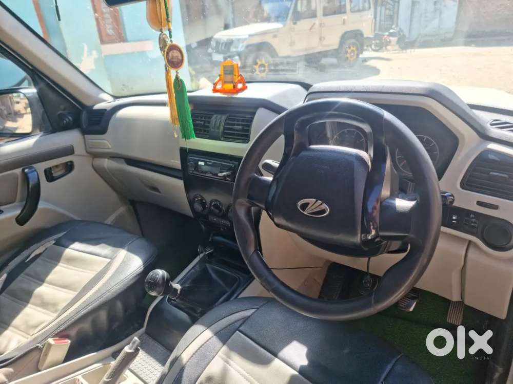Mahindra Scorpio S5 2018 Diesel 87000 Km Driven