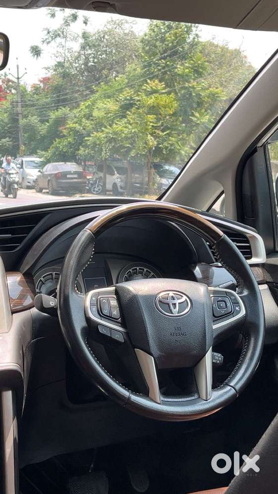 Toyota Innova Crysta [ ] 2.4 Gx At 7 Str, 2021, Diesel