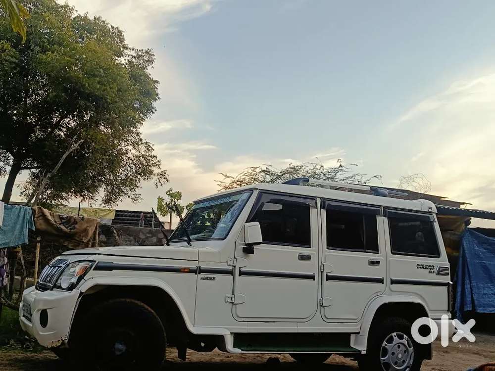 Mahindra Bolero Neo 2015