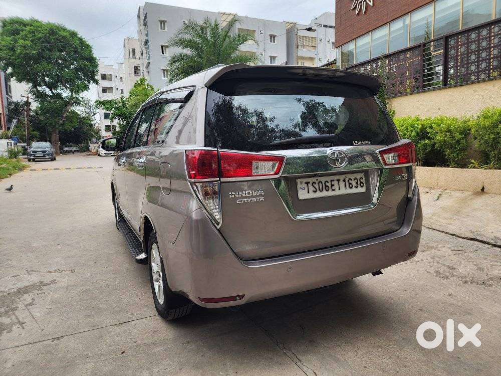 Toyota Innova Crysta 2.4 G Mt 8s, 2017, Diesel