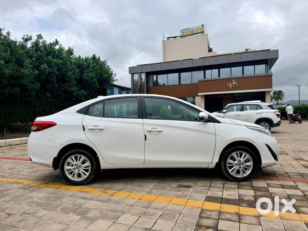 Toyota Yaris G Cvt, 2020, Petrol